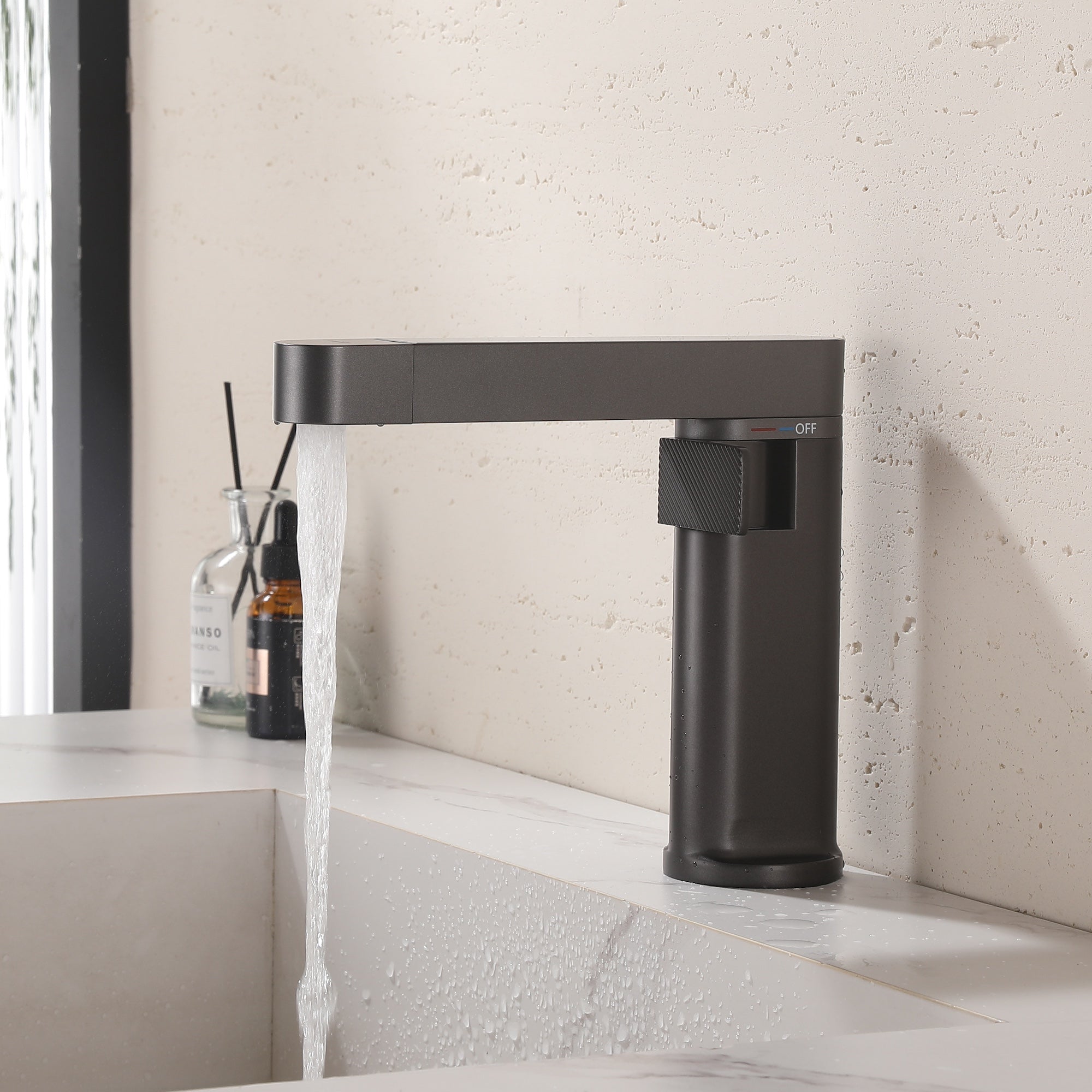 #color_gunmetal gray