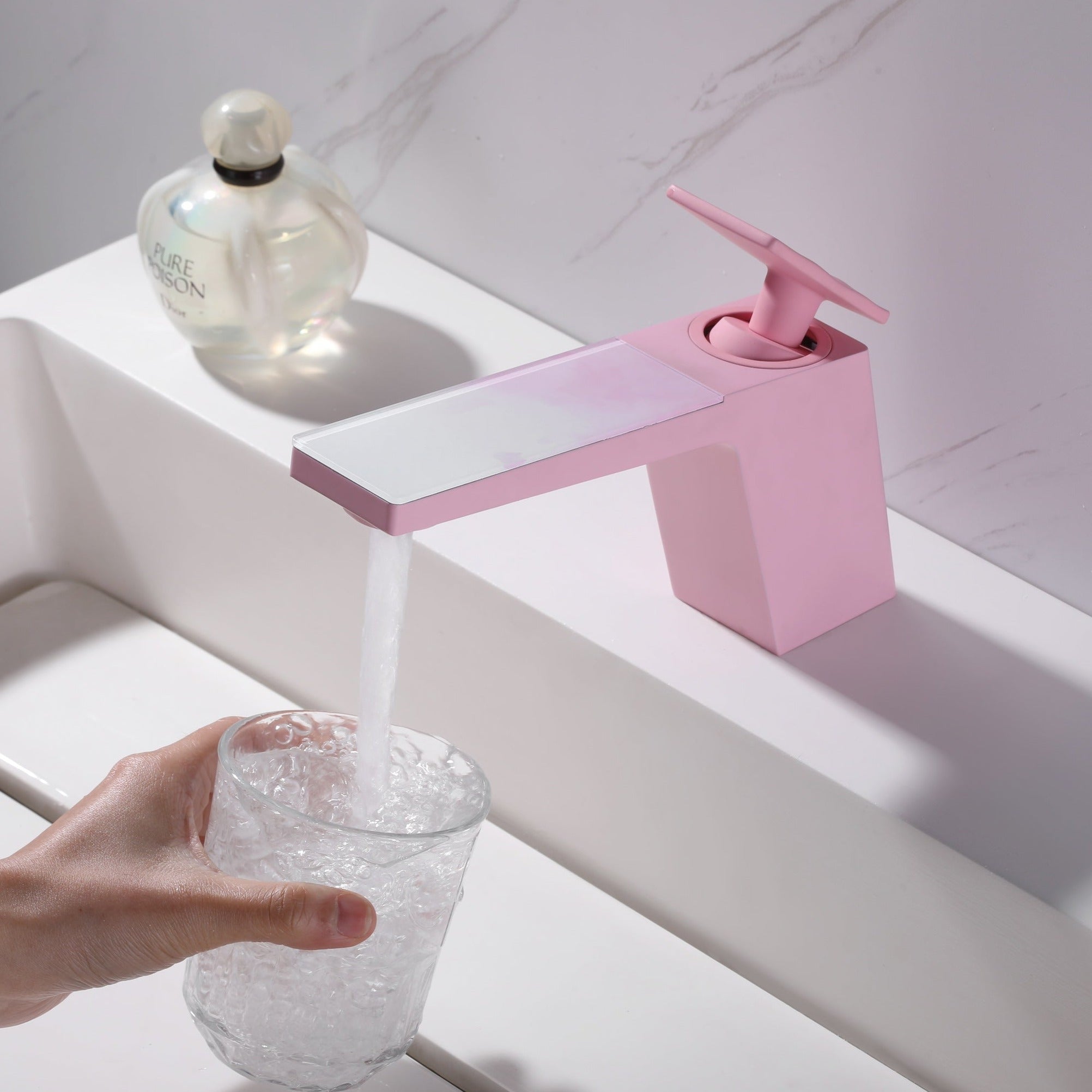 Rainly faucet fairy tale series pink finish with glass and water #color_cherry blossom pink